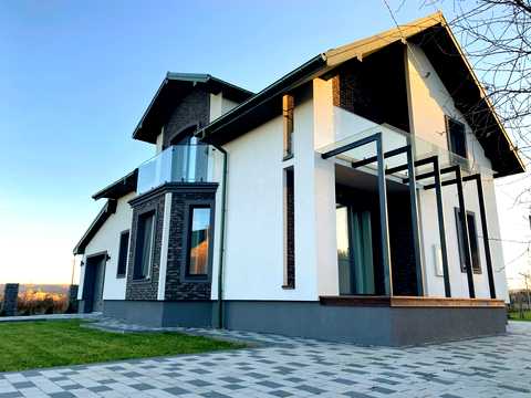 дом по адресу Незалежності, 35