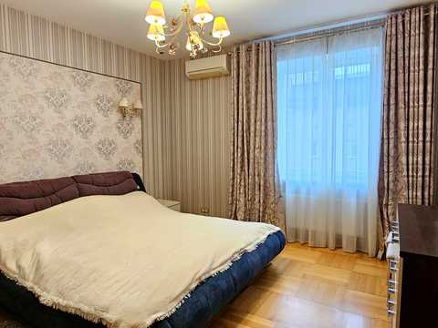 квартира за адресою Лабораторний пров., 6