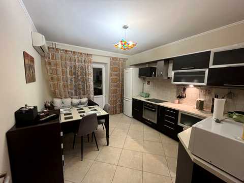 квартира за адресою Миколи Бажана просп., 5-Г