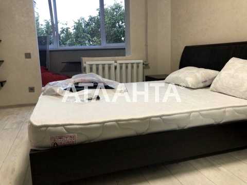 квартира за адресою Євгена Чикаленка вул., 83