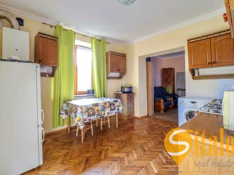 квартира за адресою Фабрична вул., 5