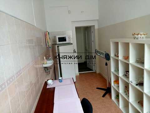 коммерческая по адресу Овручская ул., 21