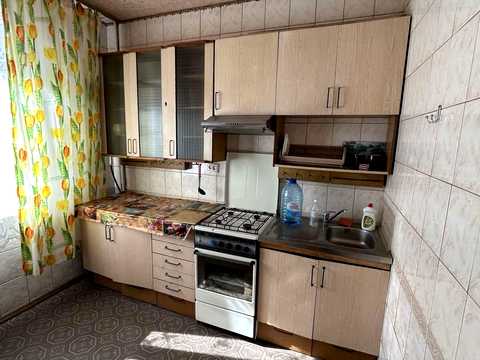 квартира за адресою Вишняківська вул., 12