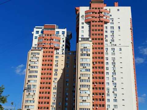 квартира за адресою Павла Тичини просп., 18-Б