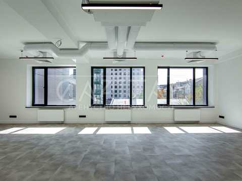 комерційна за адресою Саксаганського вул., 53/80