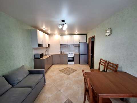 квартира за адресою Ревуцького вул., 54