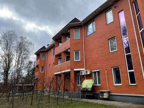 коммерческая по адресу Олексія Панченка ул., 7