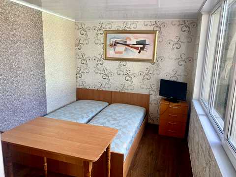 коммерческая по адресу с. Приморское, Радісна, 7