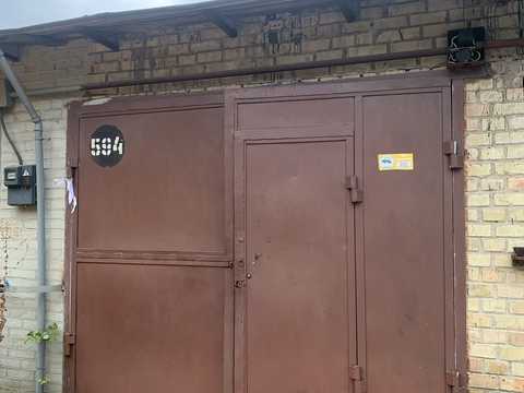 паркомісце за адресою Валерія Лобановського просп. (Червонозоряний), 8Б