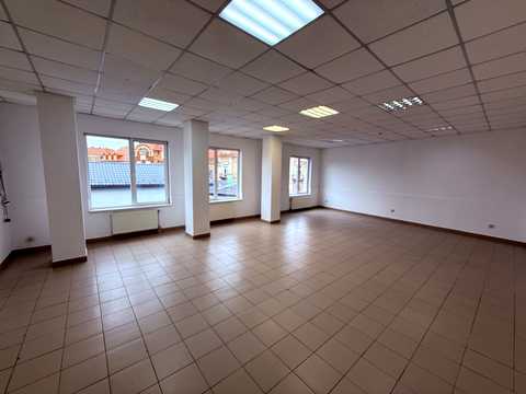 комерційна за адресою Міклоша Берчені вул., 5