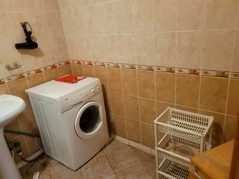 квартира по адресу Драгоманова ул., 1-Є