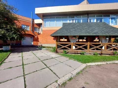 комерційна за адресою Виставкова, 1