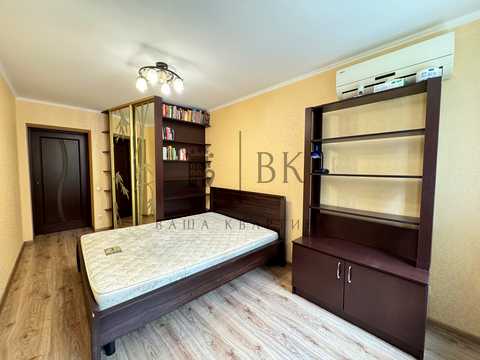 квартира по адресу Жулянська ул., 1-Б
