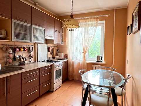 квартира за адресою Олени Теліги вул., 51
