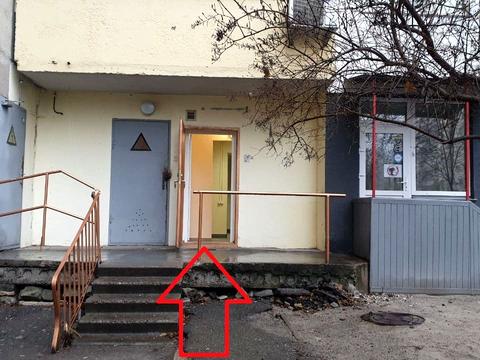 комерційна за адресою Якуба Коласа вул., 2