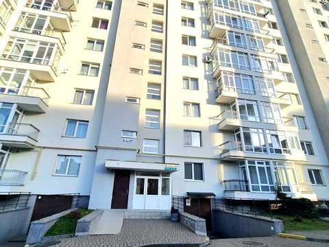 квартира за адресою Випасова вул., 11-Б