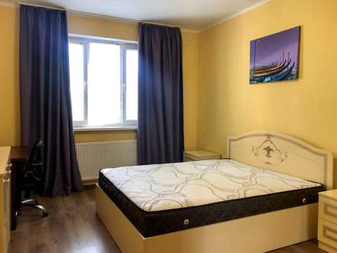 квартира за адресою Воскресенська вул., 18