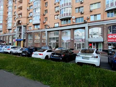 комерційна за адресою Володимира Івасюка просп. (Героїв Сталінграду), 6