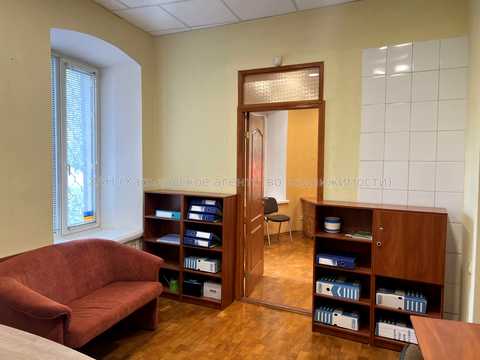 коммерческая по адресу Потебни ул., 2