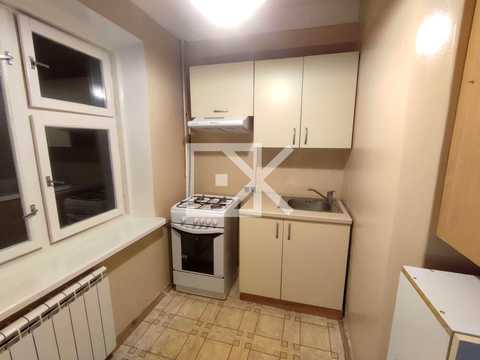 квартира за адресою Богатирська вул., 18