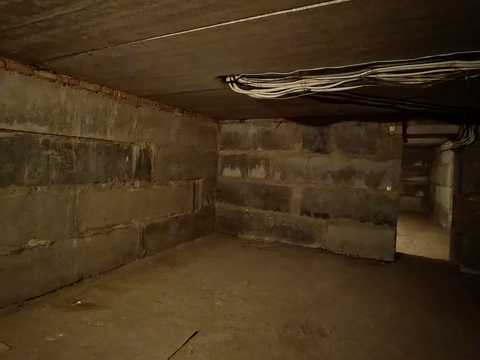 комерційна за адресою Рівне, вул. Ясна, 7б