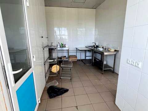 комерційна за адресою смт. Дашава, Стрийська, 4