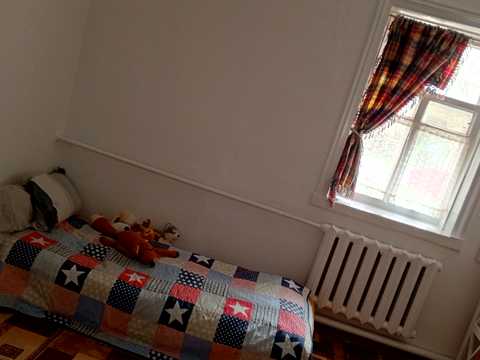 дом по адресу Центральна