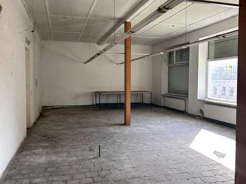 коммерческая по адресу с. Новый Милятин, Центральна ул., 8