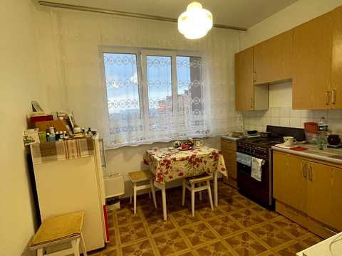 квартира за адресою Миколи Закревського вул., 8