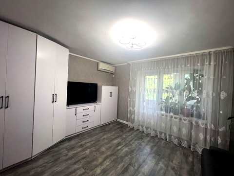 квартира за адресою Карела Чапека вул. (Юліуса Фучика), 15