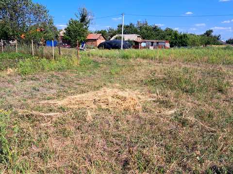 участок по адресу Зоряна