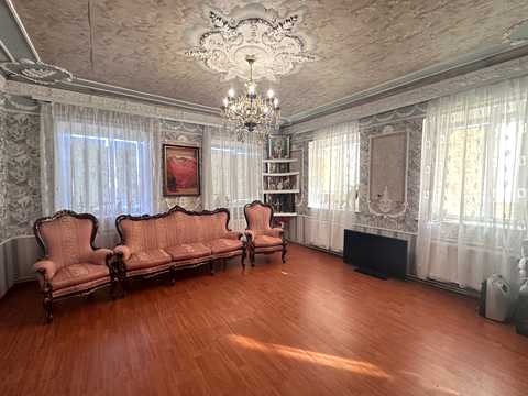 дом по адресу Комарова, 41