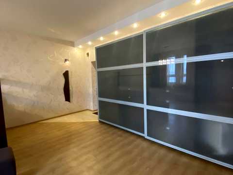 квартира за адресою Шота Руставелі вул., 44