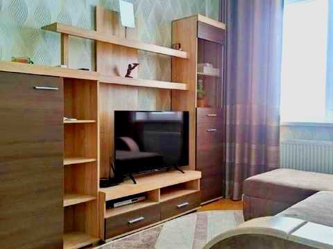 квартира за адресою Миколи Ушакова вул., 8