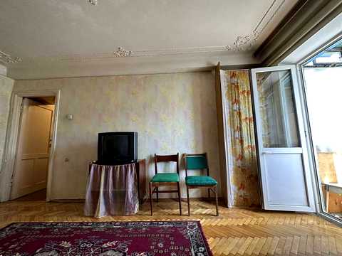 квартира по адресу Строителей ул., 12-А
