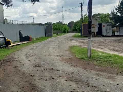 коммерческая по адресу Центральна, 4