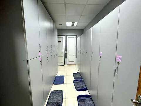 комерційна за адресою Інституцька, 6В