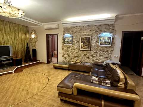квартира за адресою Святослава Хороброго вул., 7