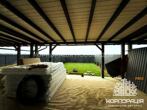 будинок за адресою с. Сторожниця, Волошкова, 10А