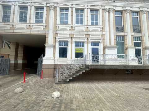 комерційна за адресою Одеса, Леонтовича вул. (Бєлінського), 16