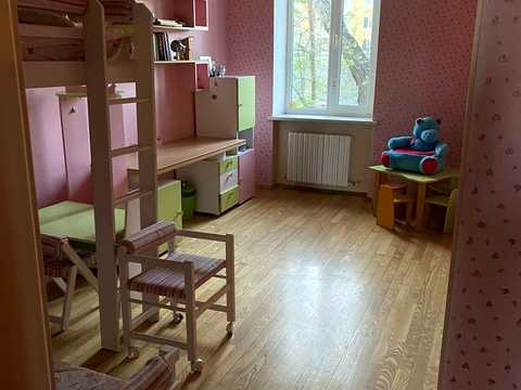 квартира за адресою Утьосова вул., 14