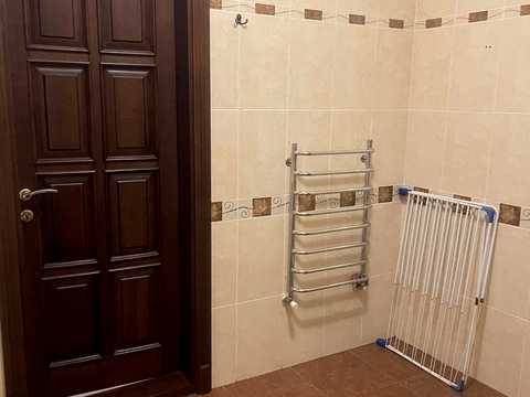 будинок за адресою Академічна вул., 10
