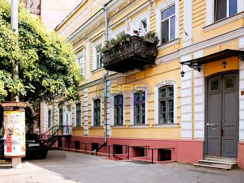 комерційна за адресою Велика Арнаутська вул., 55