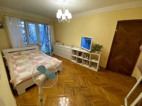 квартира за адресою Метробудівська вул., 4