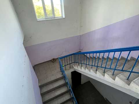 коммерческая по адресу Центральна ул., 8
