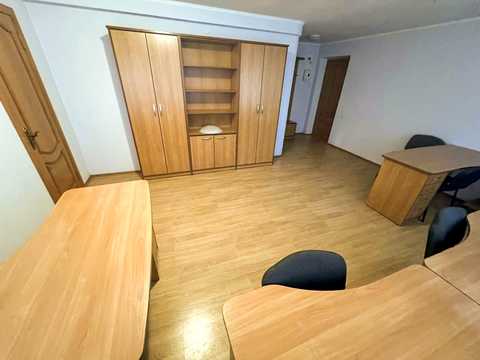 комерційна за адресою Петропавлівська вул., 53