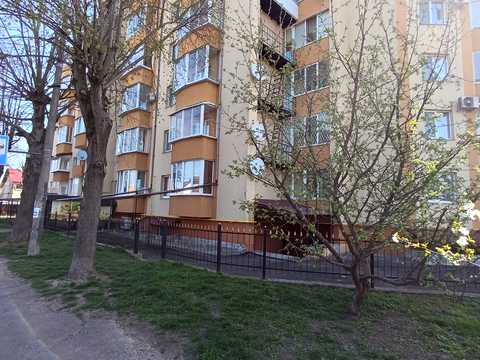 комерційна за адресою Рівне, вул. Ясна, 7б