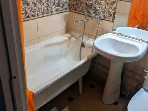 квартира за адресою Валківська вул., 5