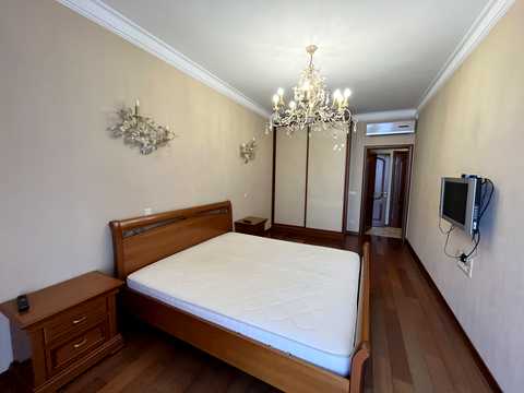 квартира за адресою Євгена Коновальця вул. (Щорса), 32-Г