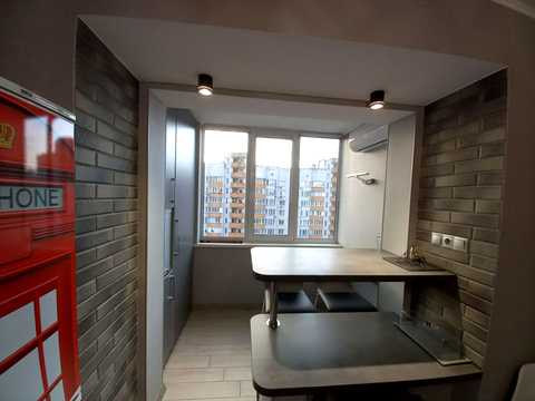 квартира за адресою Анни Ахматової вул., 35-Б